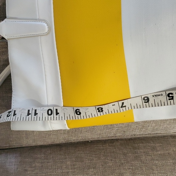 Coach sunburst yellow white stripe shoulder bag - Picture 11 of 16